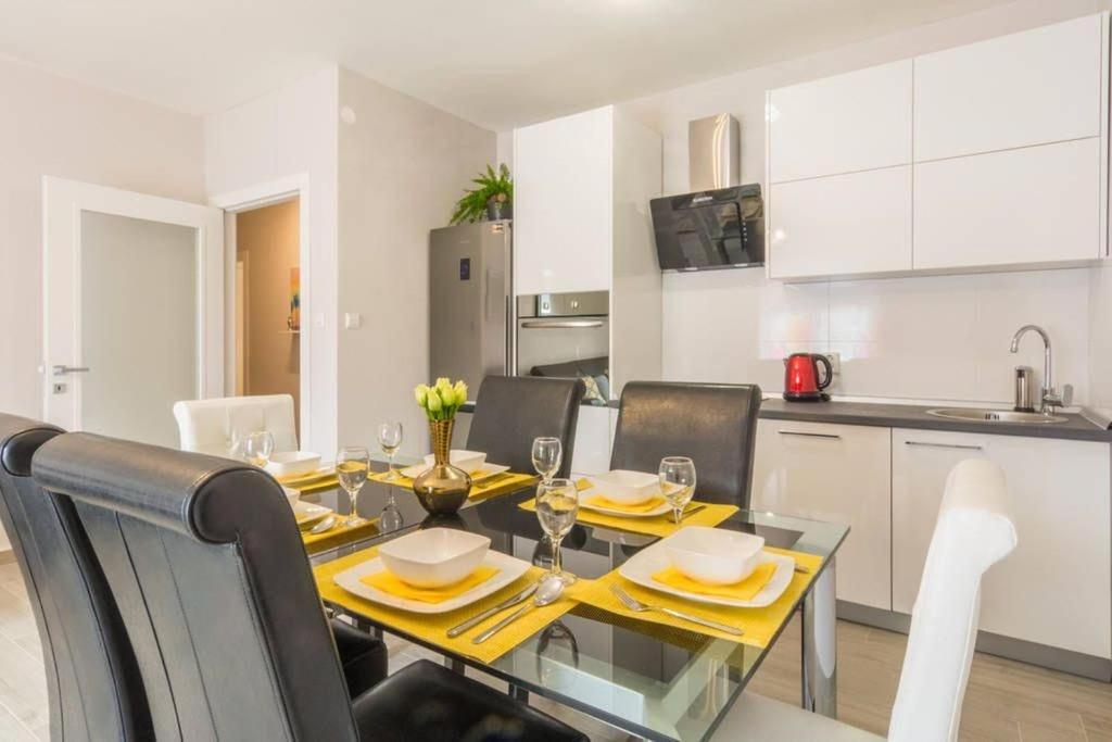 Sound Of The Sea Apartment Zadar Exterior photo